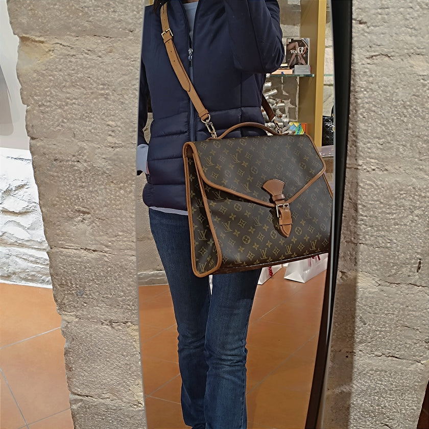 Louis Vuitton borsa a tracolla Beverly monogramma