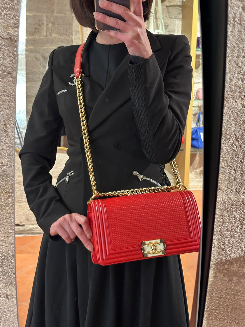 Chanel borsa a tracolla Boy 25 in pelle rossa