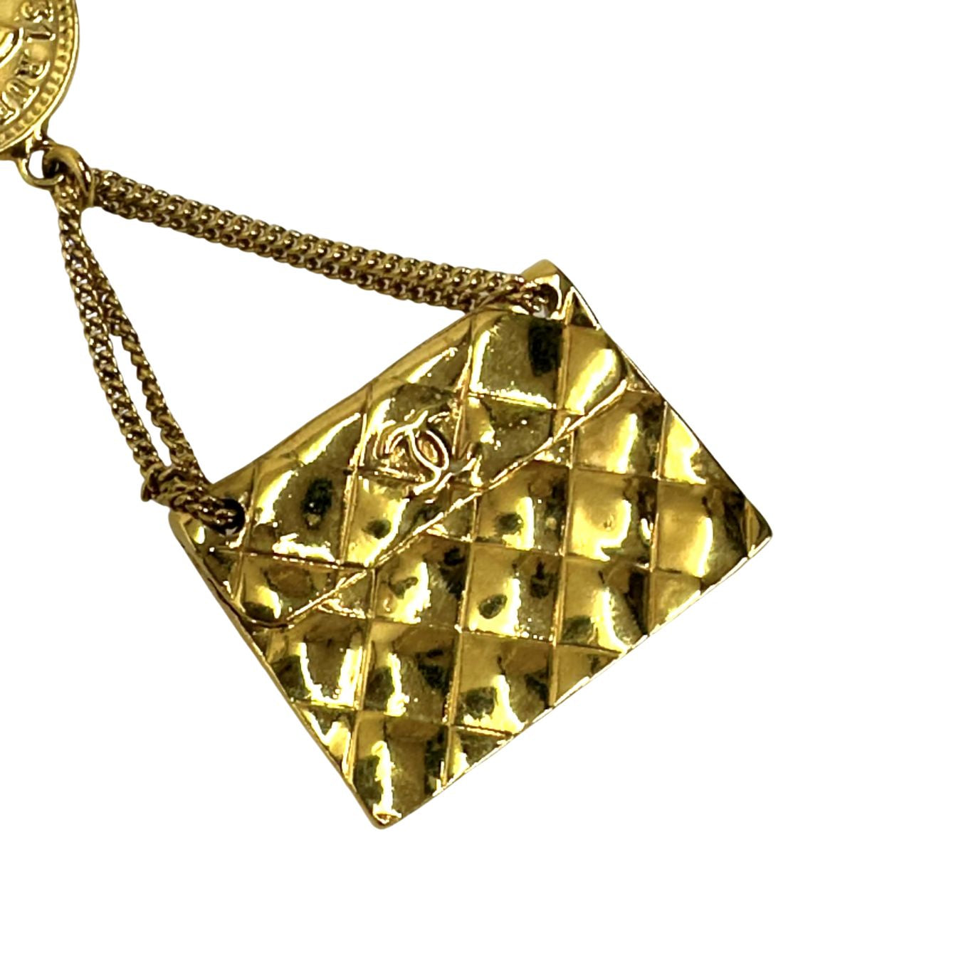 Chanel spilla Classic Flap placcato oro