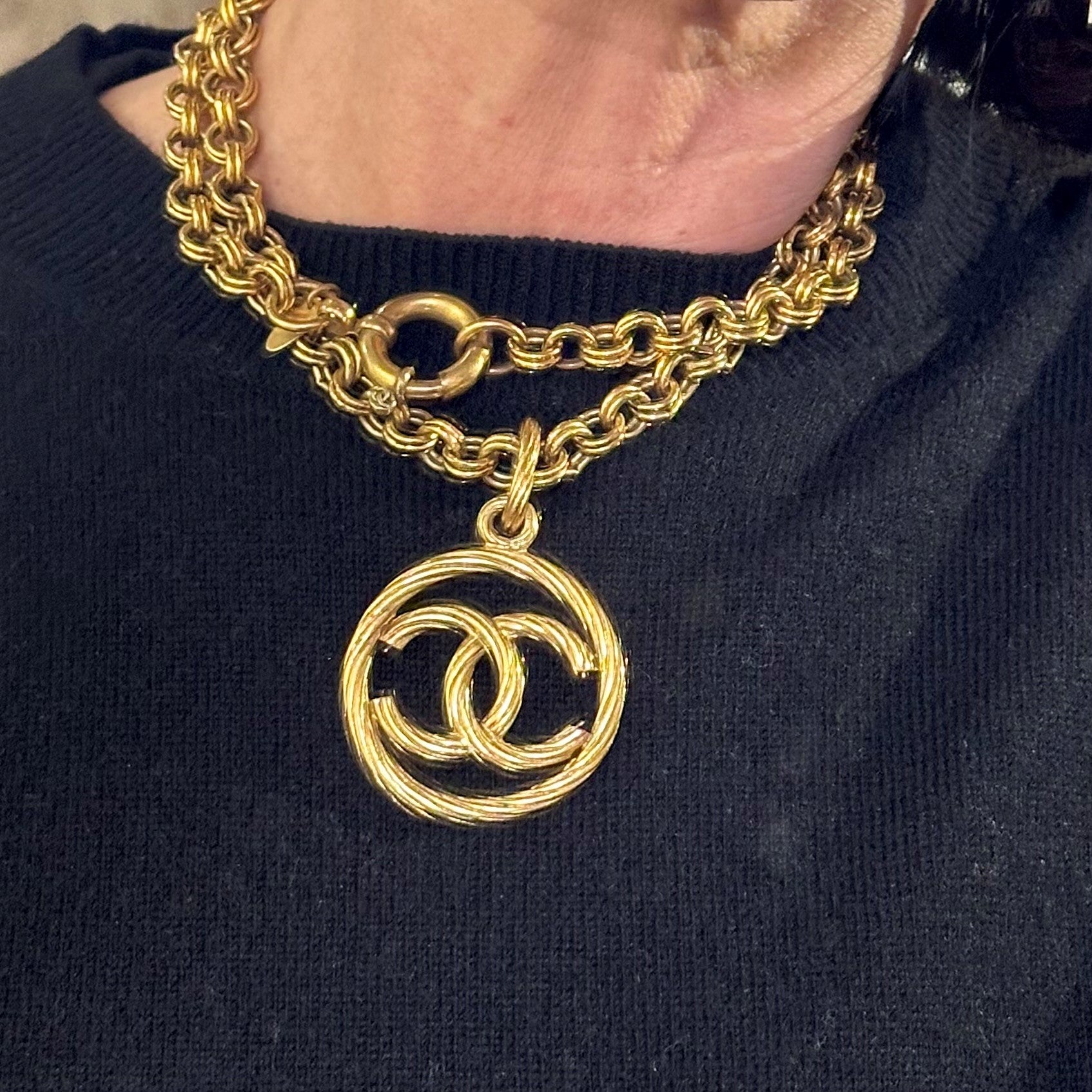 Chanel collana vintage 1993 CC medaglione