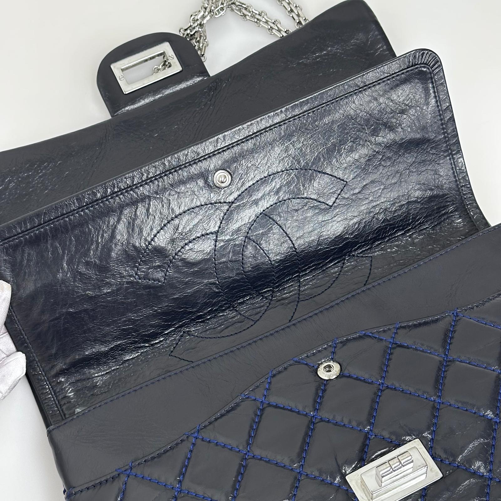 Chanel Borsa Reissue 2.55 mis. 30 in Pelle Blu Navy con Hardware Argentato