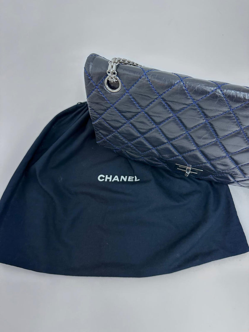 Chanel Borsa Reissue 2.55 mis. 30 in Pelle Blu Navy con Hardware Argentato