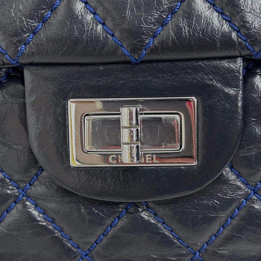 Chanel Borsa Reissue 2.55 mis. 30 in Pelle Blu Navy con Hardware Argentato