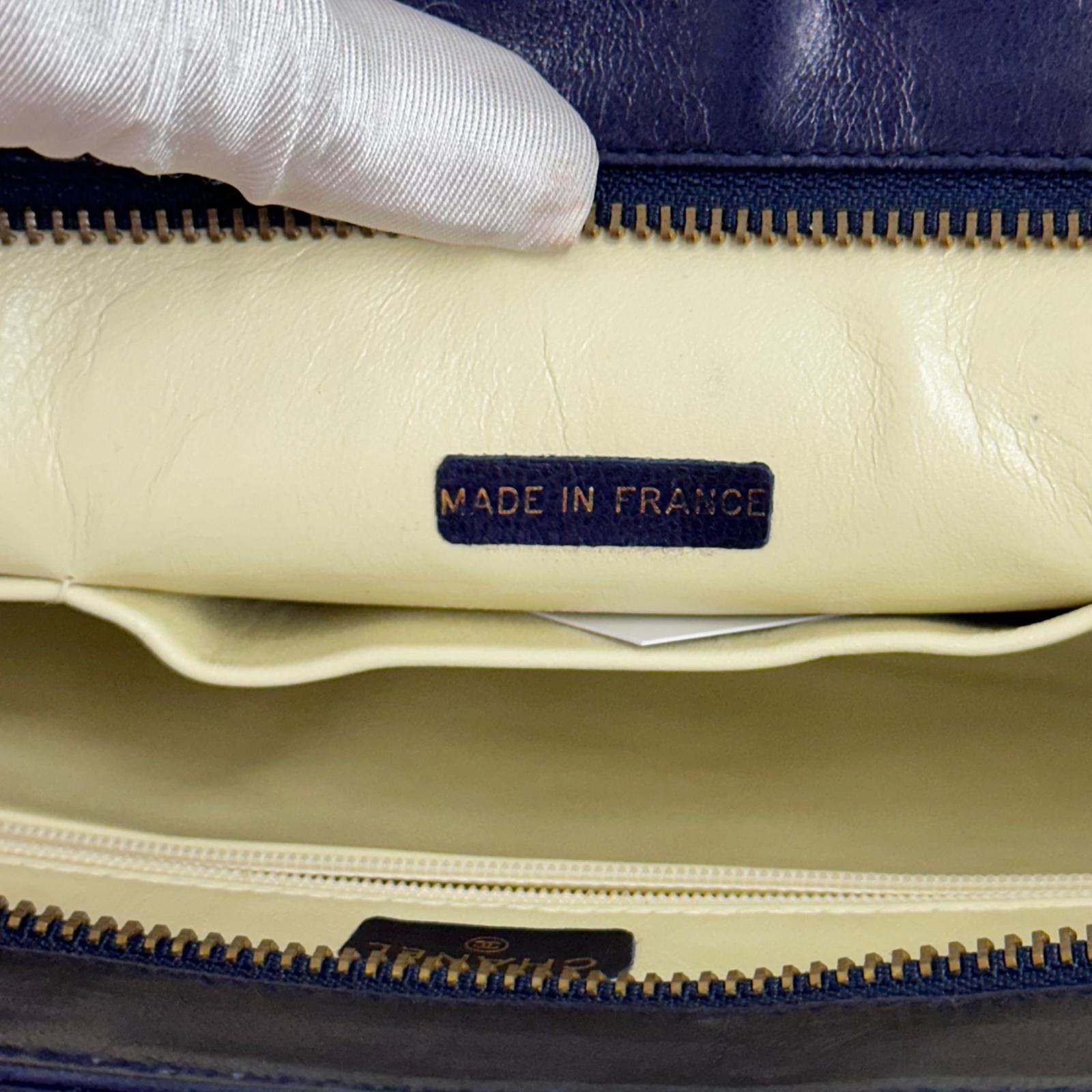 Chanel Pochette Vintage in Pelle Trapuntata Blu Navy