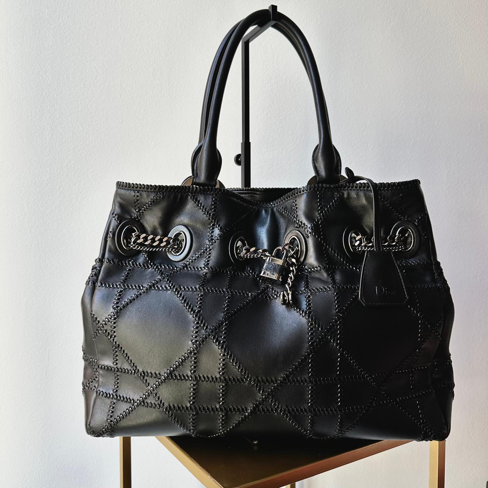 Dior Borsa Panarea Cannage Nera con catena e lucchetto