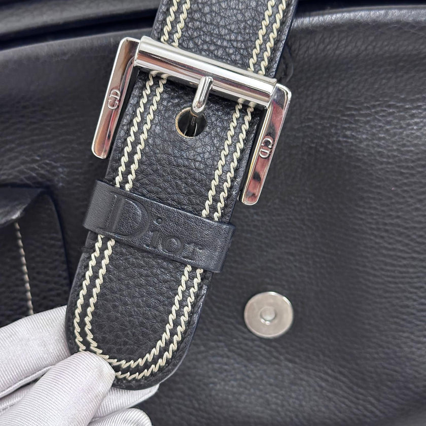 Dior Gaucho Bowling Bag in pelle nera con fibbia e charm CD