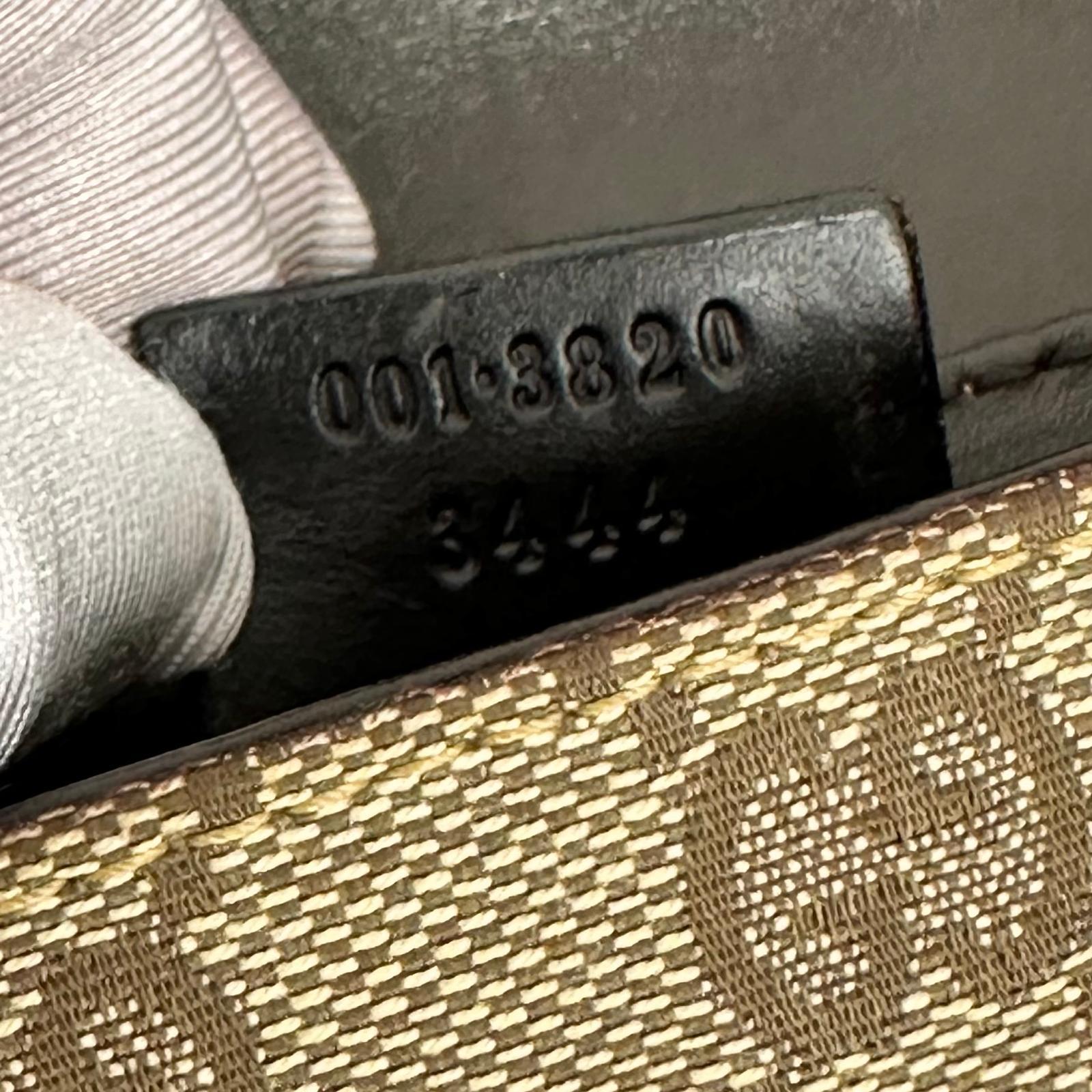 Gucci Borsa Hobo GG Supreme con Catena Oversize in Resina