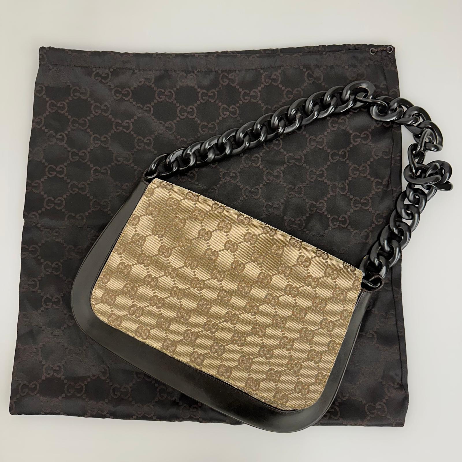 Gucci Borsa Hobo GG Supreme con Catena Oversize in Resina