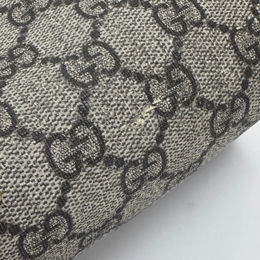 Gucci Borsa Padlock GG Supreme con finiture nere