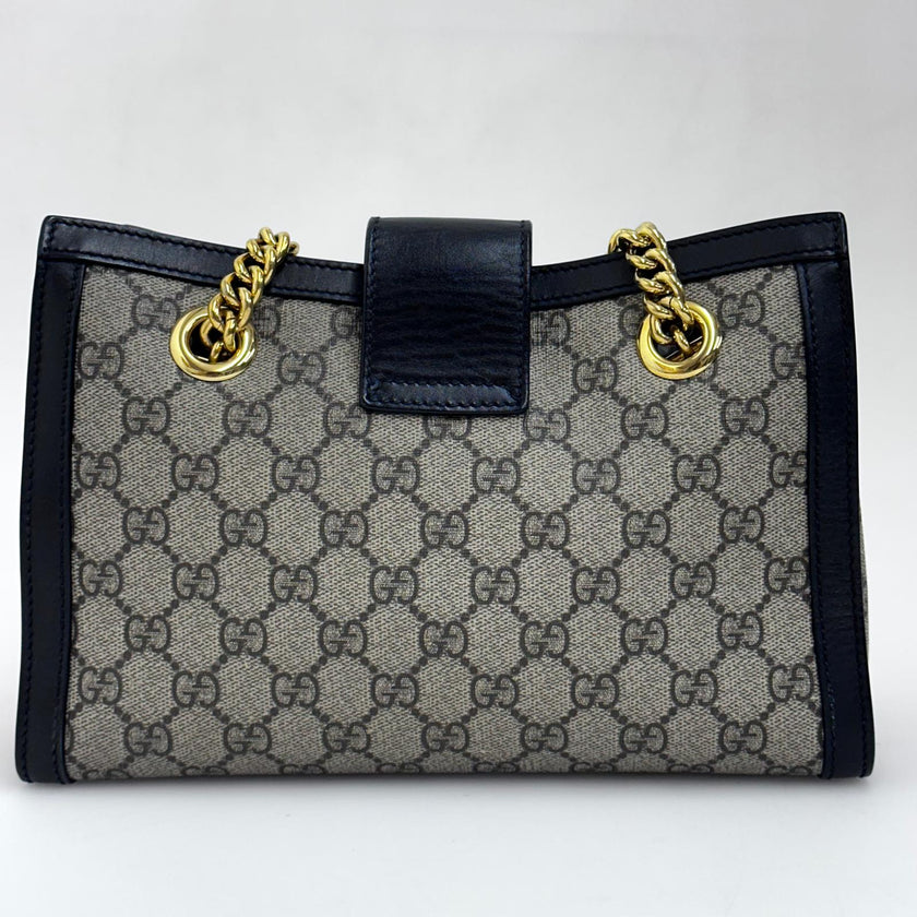 Gucci Borsa Padlock GG Supreme con finiture nere