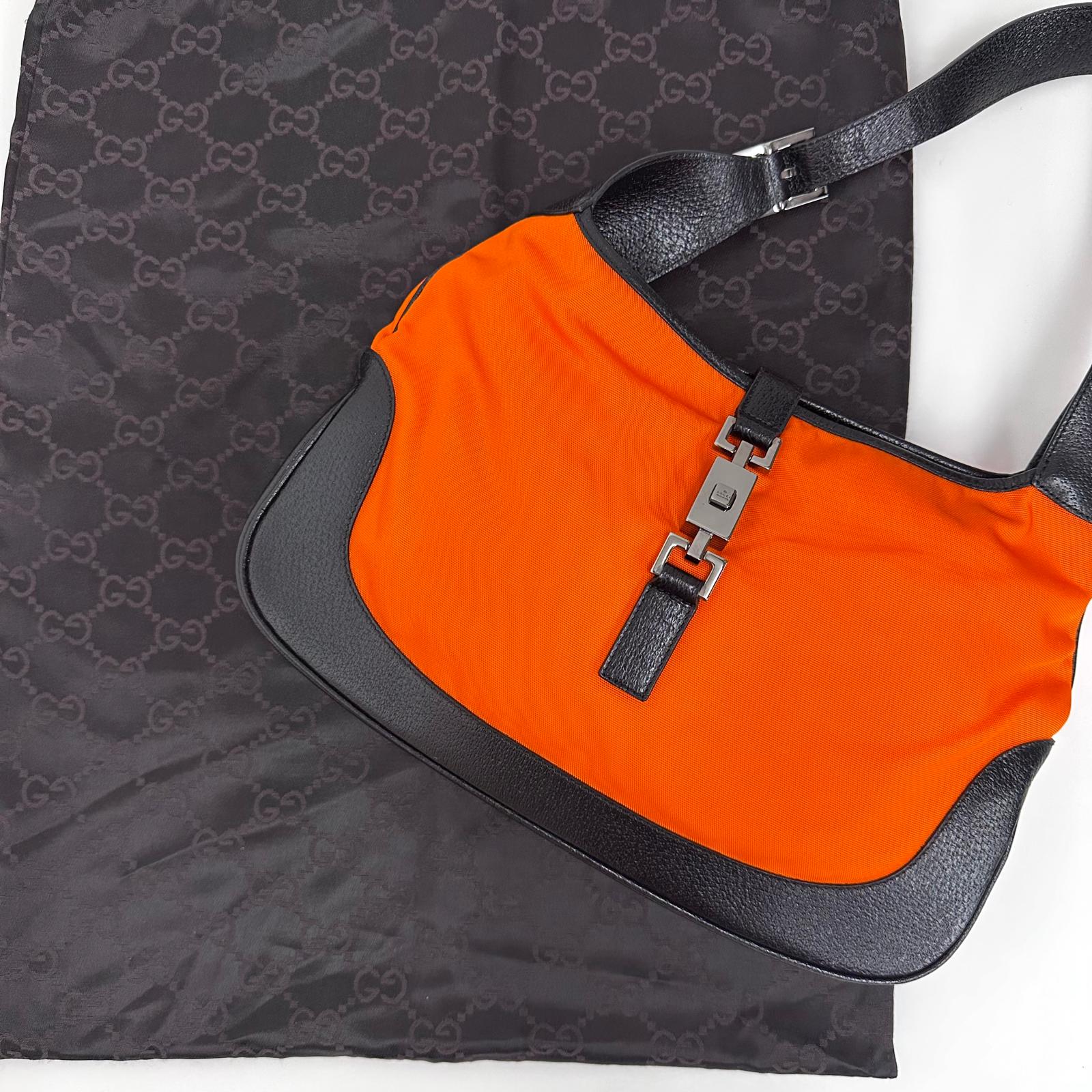 Gucci Jackie Hobo in Nylon Arancio Fluo e Pelle Nera, Finiture Silver