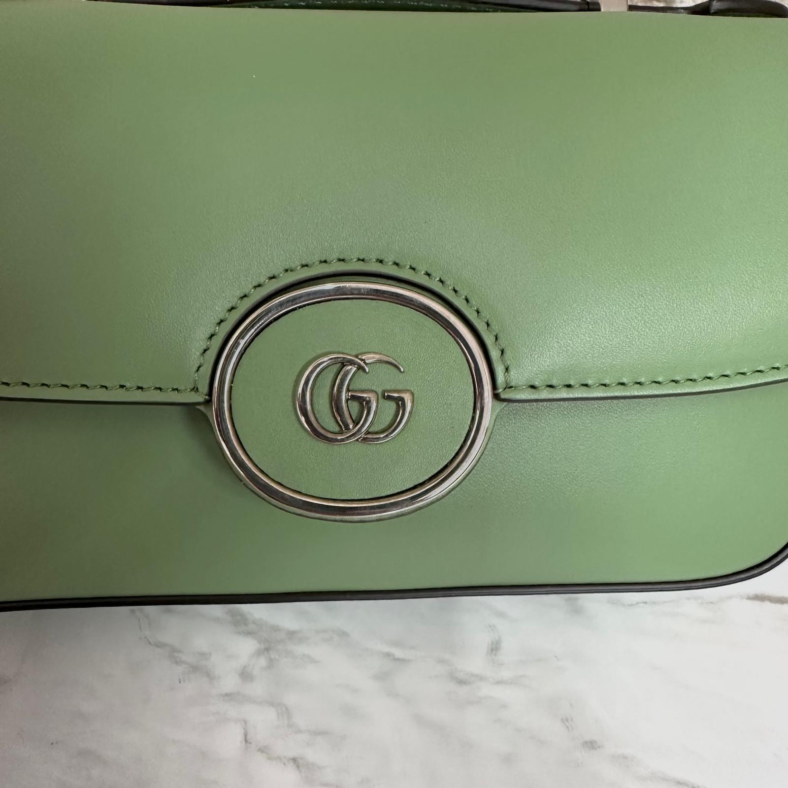 Gucci Borsa a Tracolla Blondie Mini in Pelle Verde Pastello