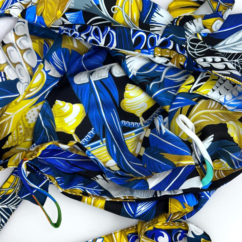 Hermès Tote Bag in Twill di Seta “Les Plumes” Multicolor – Mai Usata