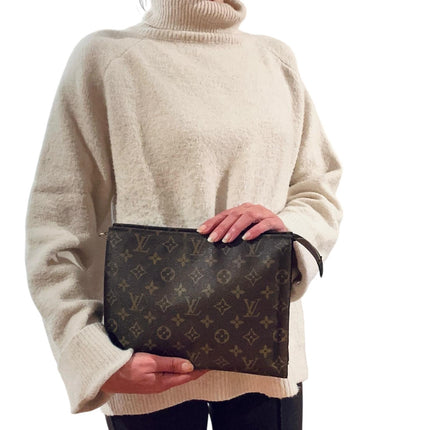 Louis Vuitton Pochette Trousse Toilette 26 in Tela Monogram