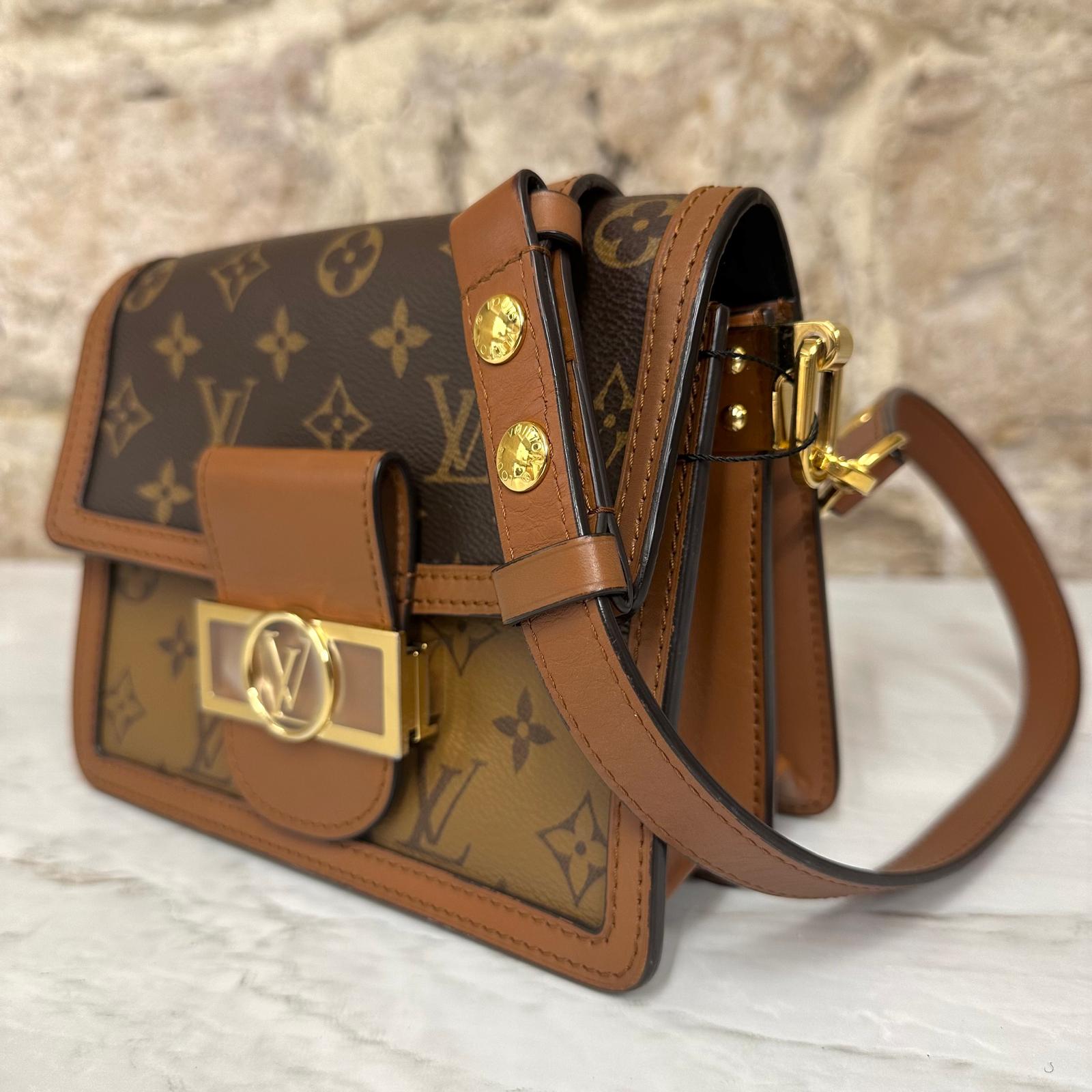 Louis Vuitton Borsa a tracolla Dauphine Mini Monogram Reverse