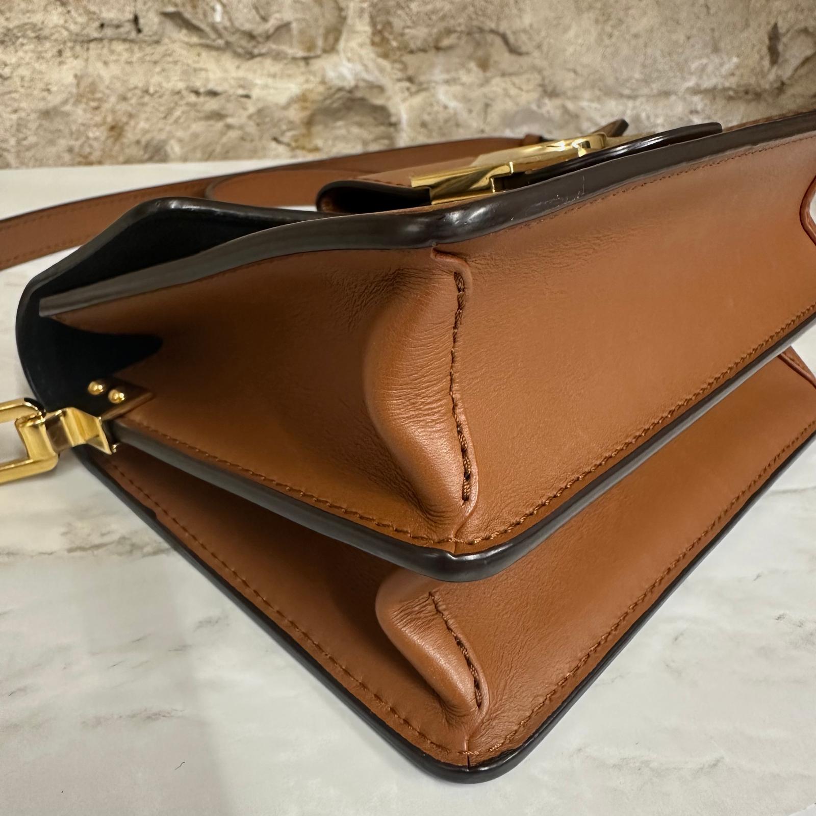 Louis Vuitton Borsa a tracolla Dauphine Mini Monogram Reverse