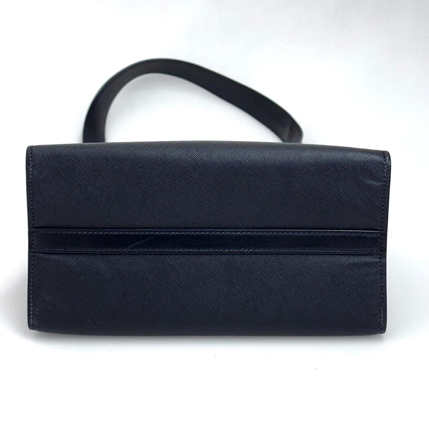 Prada Borsa Esplanade in Saffiano Nero con tracolla