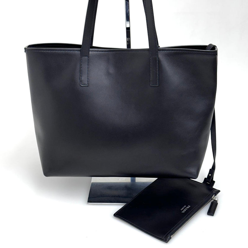 Prada Shopping Tote in Pelle Nera con Pochette Coordinata