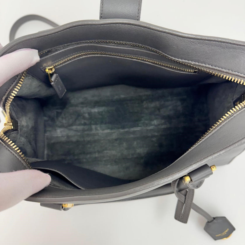 Saint Laurent Borsa Cabas Chyc Medium in pelle grigia