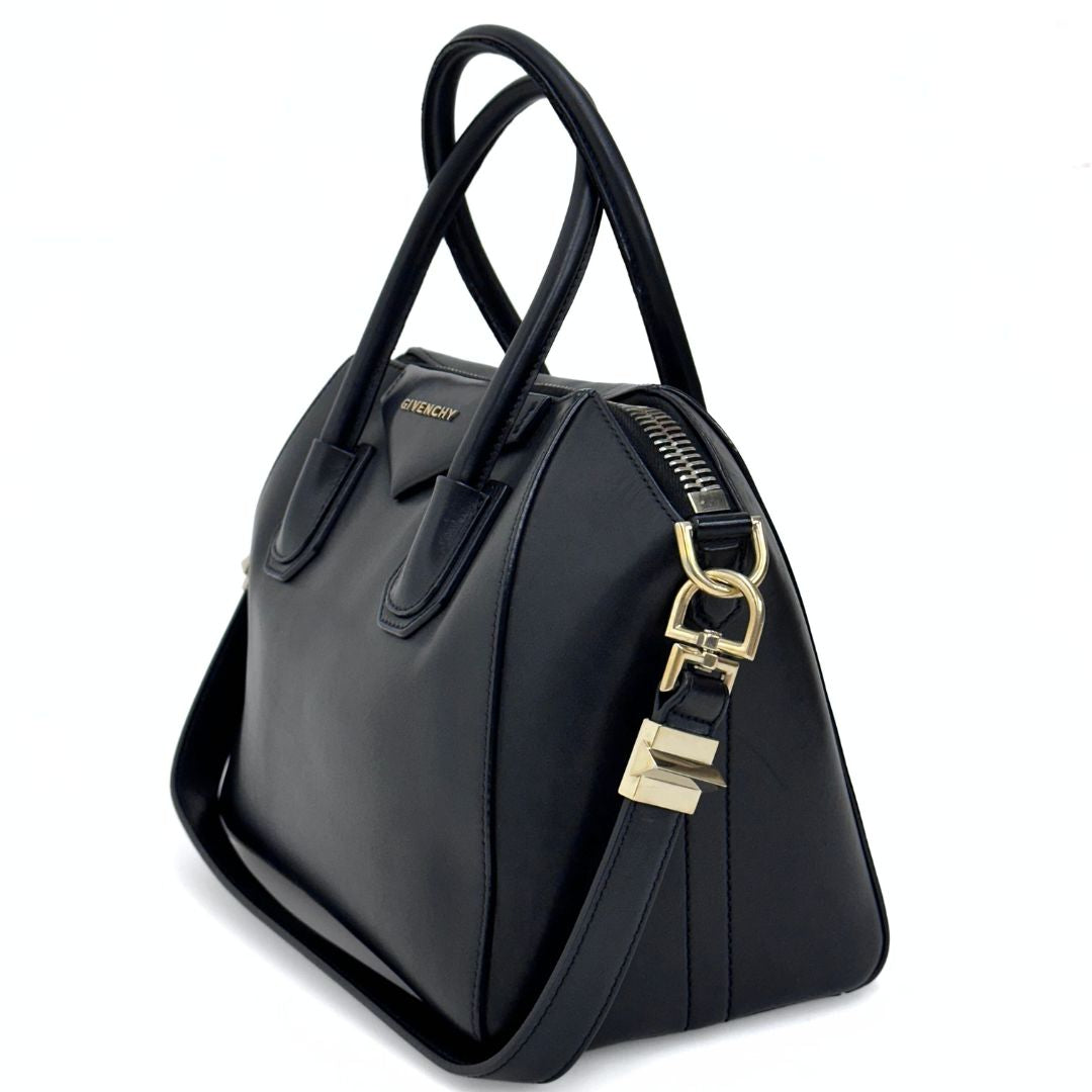 Givenchy borsa a spalla Antigona piccola in pelle nera