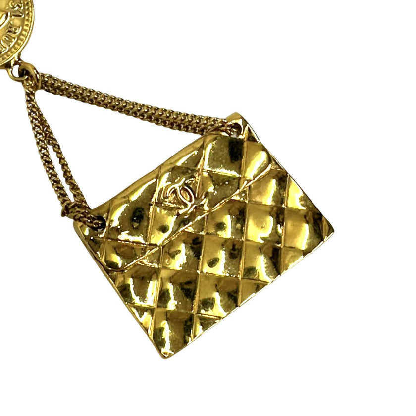 Chanel spilla Classic Flap placcato oro