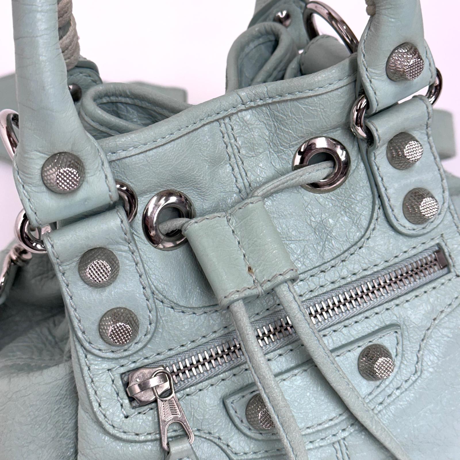 Balenciaga Borsa Pompon in pelle verde acqua