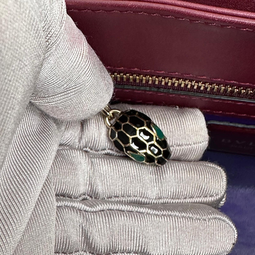 Borsa Bvlgari a mano Serpenti Forever in pelle bordeaux