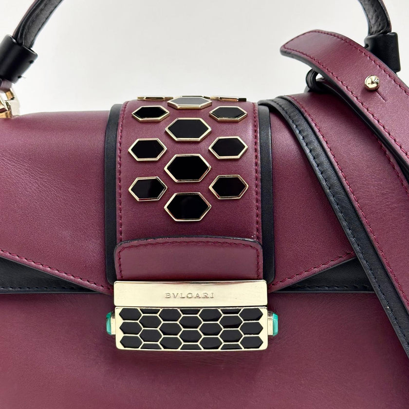 Borsa Bvlgari a mano Serpenti Forever in pelle bordeaux