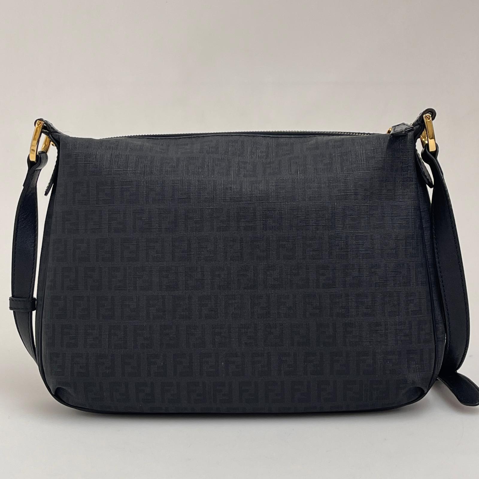 Borsa Fendi a Tracolla in Tela Rivestita Zucchino Nero