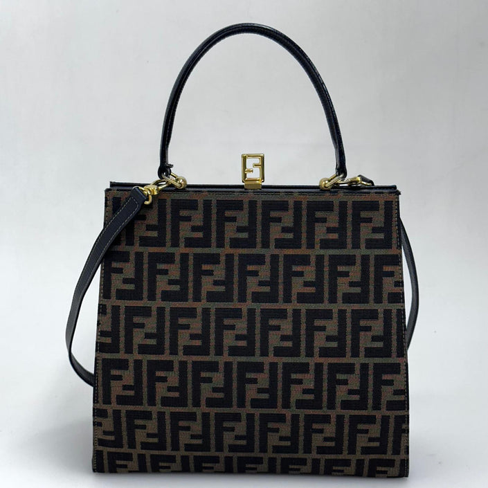 Borsa Fendi a mano con tracolla in tela Zucca
