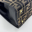 Borsa Fendi a mano con tracolla in tela Zucca