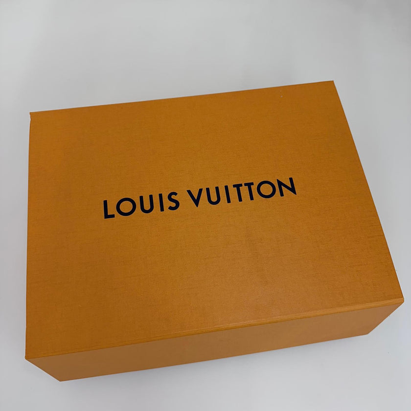 Borsa Louis Vuitton V Tote BB in pelle Monogram Empreinte nera