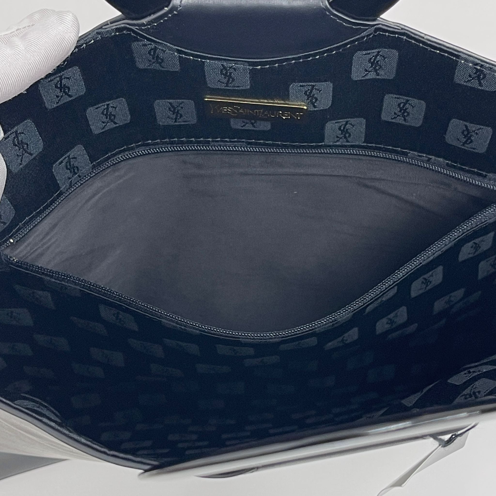 Borsa Saint Laurent Ring Tote in Pelle Nera