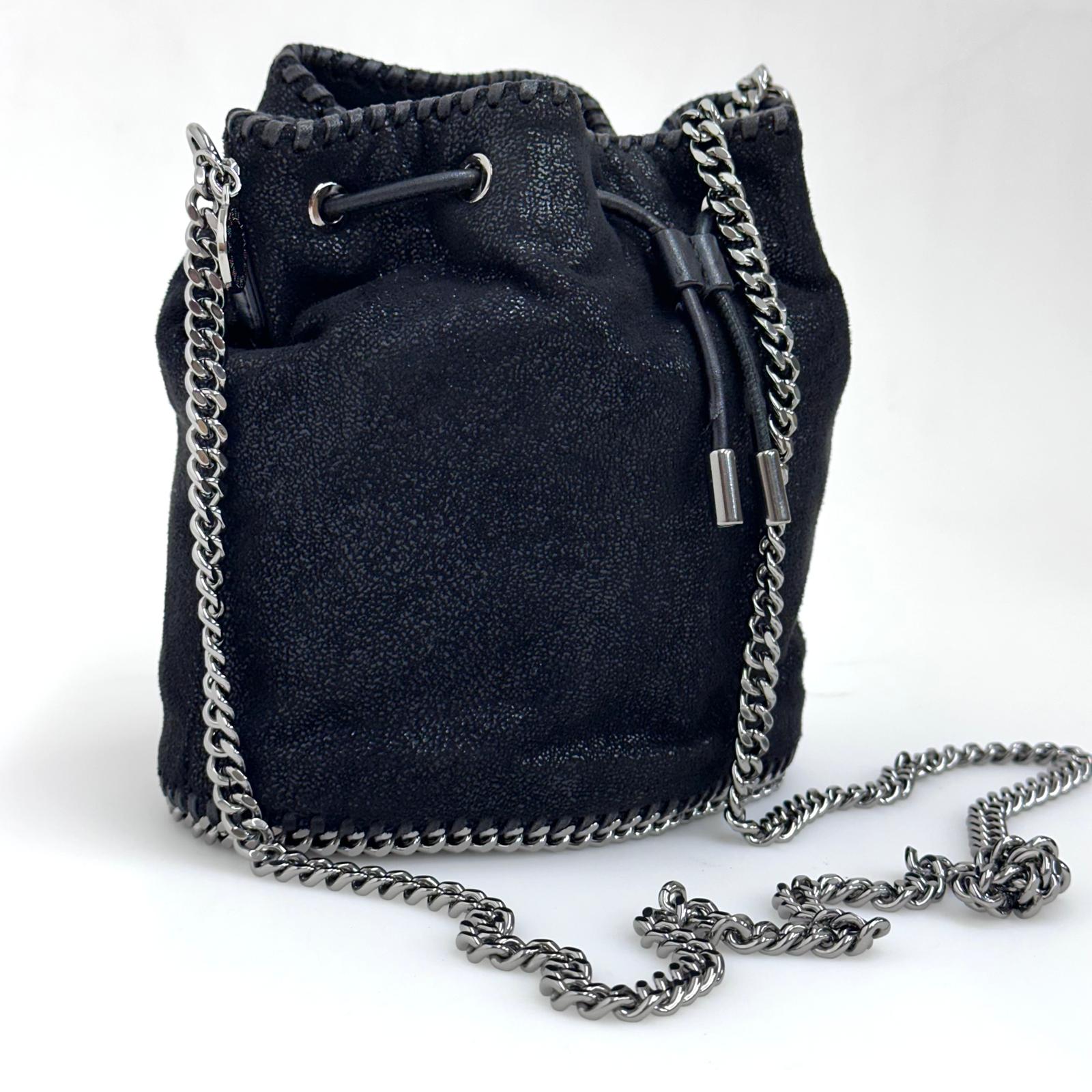Borsa Stella McCartney Falabella Bucket Mini Shaggy Deer nera