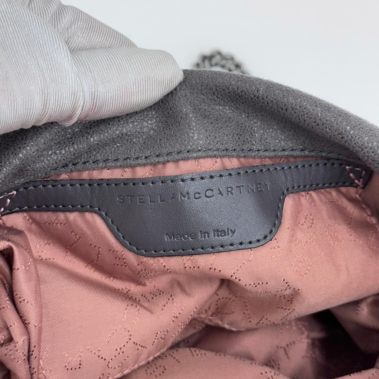 Borsa Stella McCartney a spalla Falabella Mini in eco suede grigia