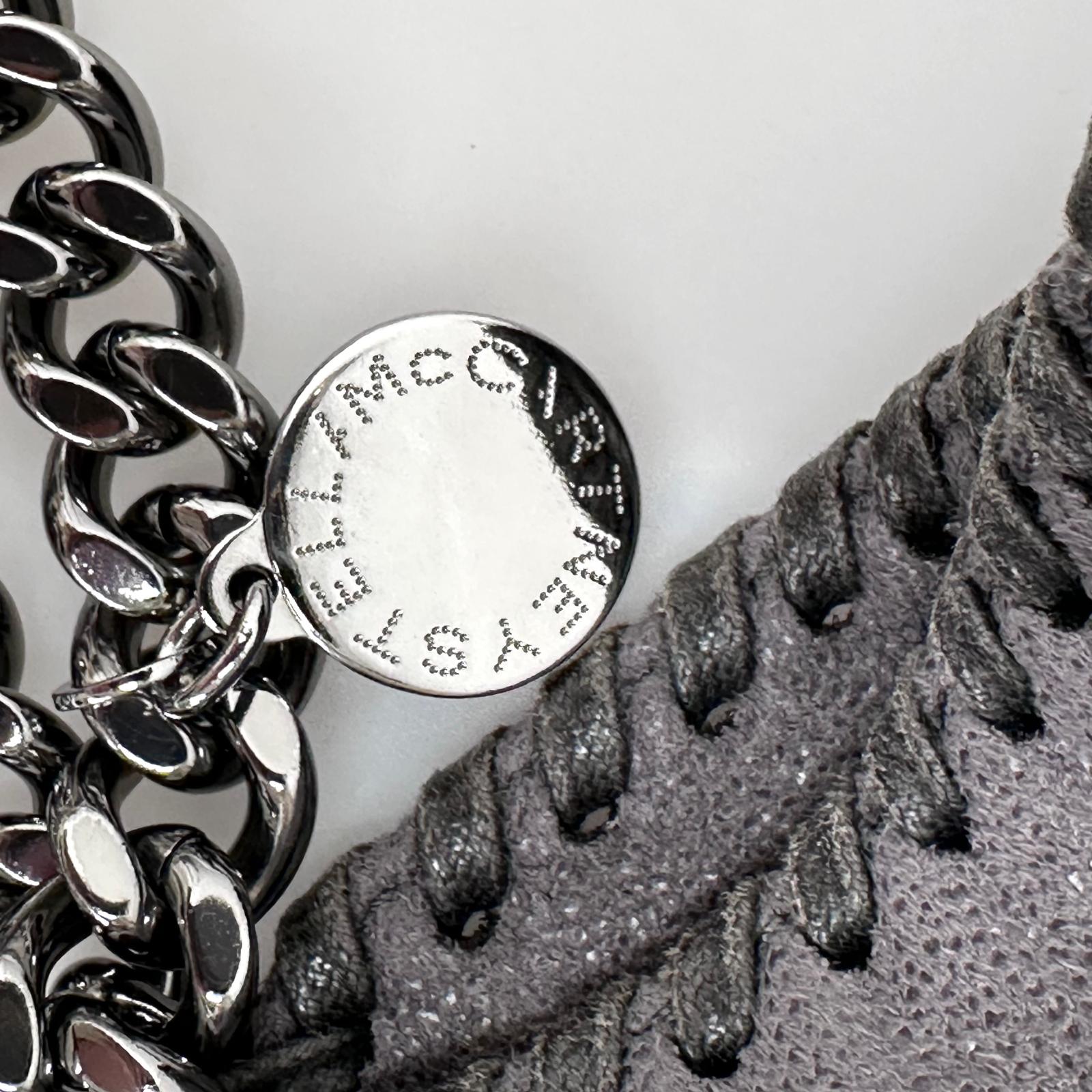 Borsa Stella McCartney a spalla Falabella Mini in eco suede grigia