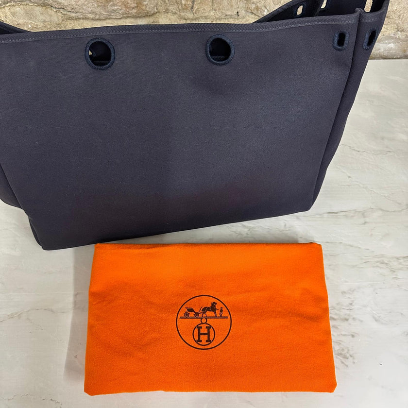 Borsa Hermès Herbag Zip MM in Tela Blu Navy e Pelle – Completa di Dustbag