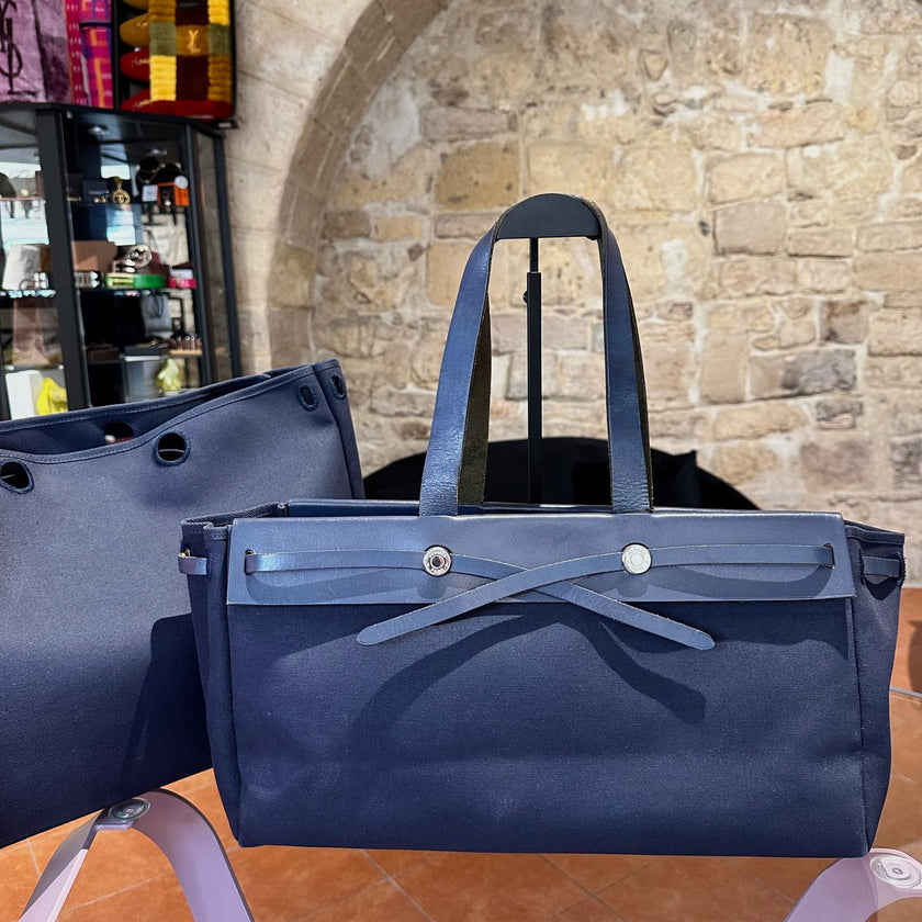 Borsa Hermès Herbag Zip MM in Tela Blu Navy e Pelle – Completa di Dustbag