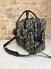 Borsa da viaggio Dior Oblique con doppia tasca e tracolla regolabile – fine anni ’90