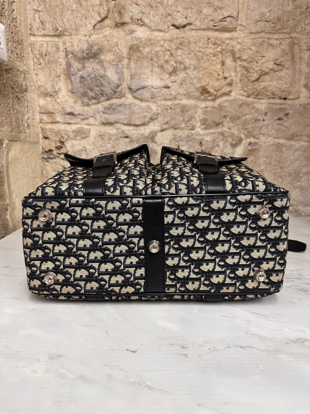 Borsa da viaggio Dior Oblique con doppia tasca e tracolla regolabile – fine anni ’90