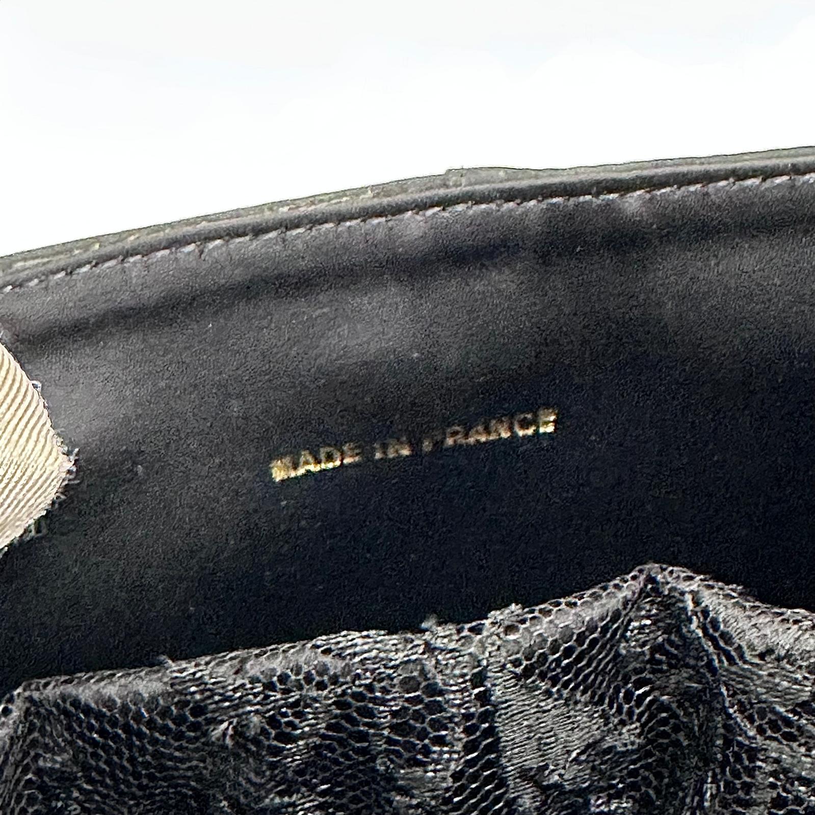 Borsa a mano Givenchy vintage in raso nero con pizzo e nappina gioiello