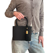 Borsa a mano Givenchy vintage in raso nero con pizzo e nappina gioiello