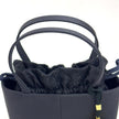 Borsa a mano Givenchy vintage in raso nero con pizzo e nappina gioiello