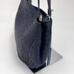 Bottega Veneta Borsa a due vie modello hobo in pelle intrecciata blu