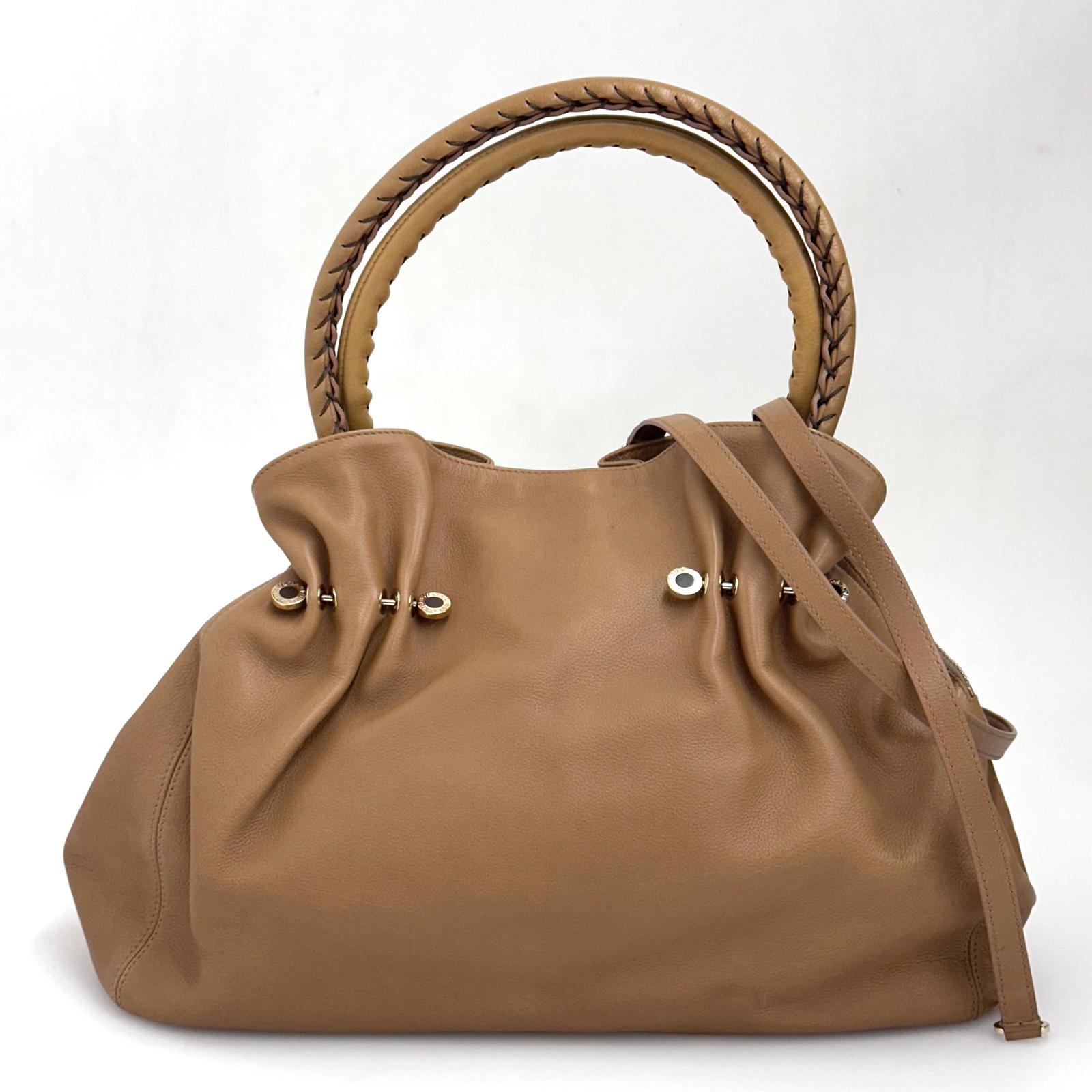 Bvlgari Borsa Twist in pelle martellata beige a due vie