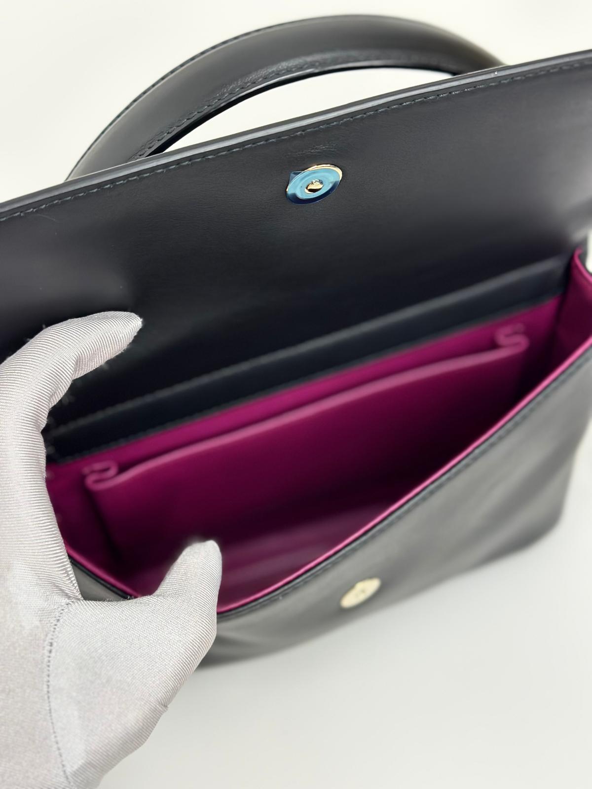 Bvlgari Borsa a due vie in Pelle Nera con Logo Acciaio