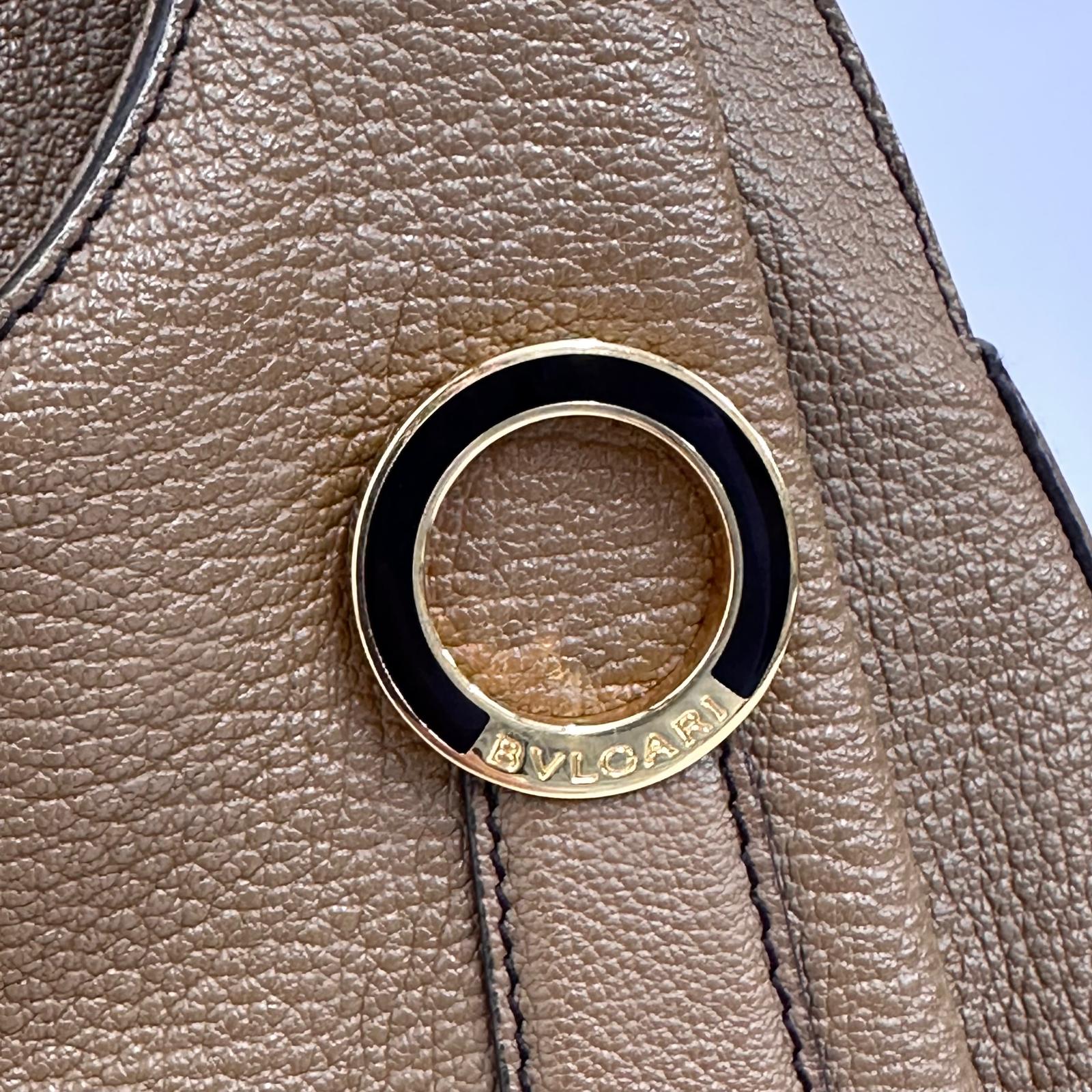 Bvlgari Borsa a mano in pelle martellata color biscotto