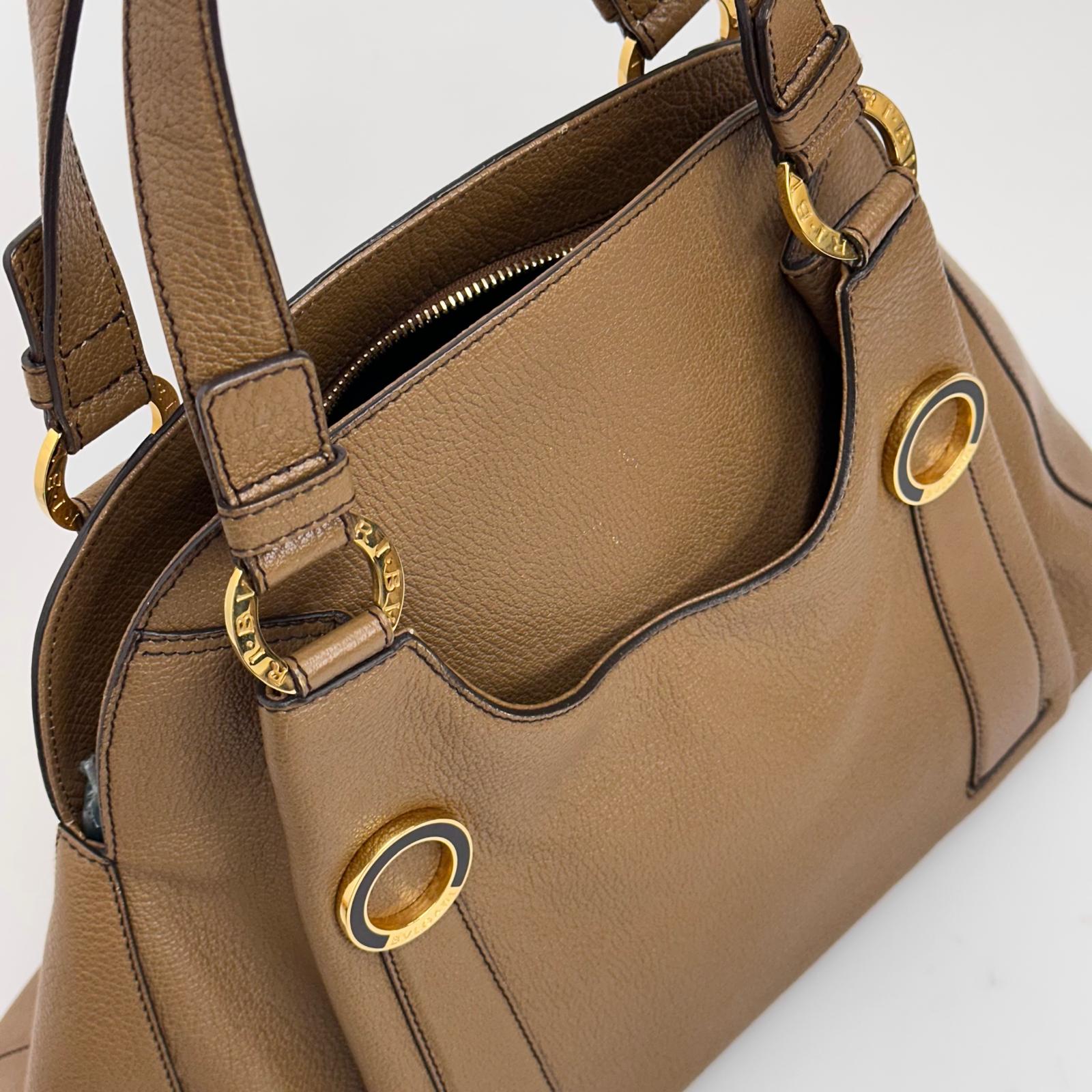 Bvlgari Borsa a mano in pelle martellata color biscotto