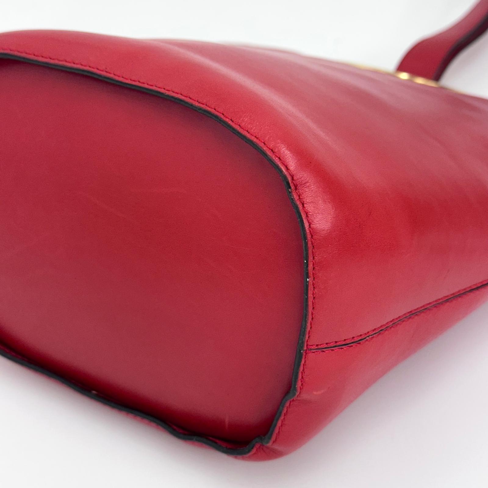 Céline Borsa Vintage Secchiello in Pelle Rossa con Anello Logo Dorato