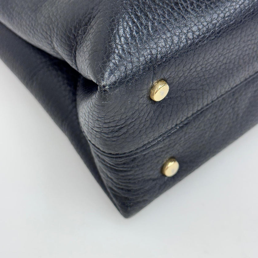 Céline Borsa a mano in pelle nera vintage con chiusura bijoux oro